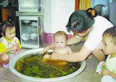 點擊將在新窗口查看全圖 艾葉的作用之艾葉洗澡